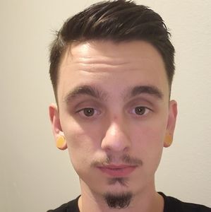 Meet your Posher, Zachary